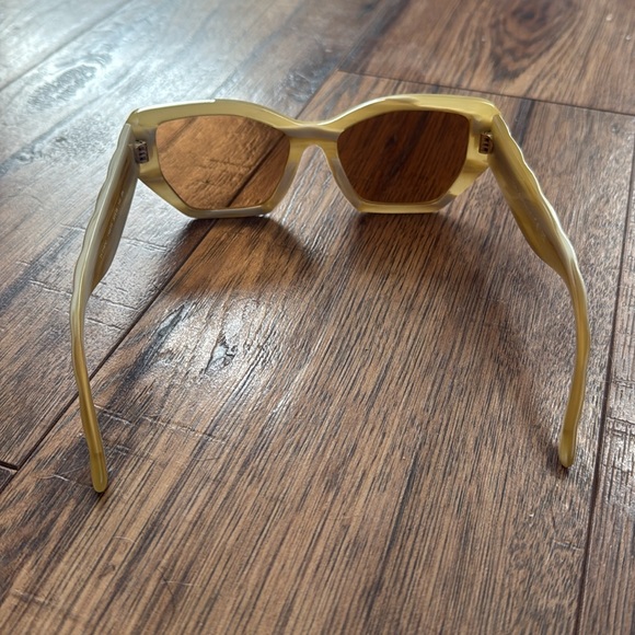 Tory Burch Beige and Brown Sunglasses main image 5